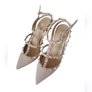 Valentino Garavani Rockstuds Heels SIZE 39 but fits a US 8